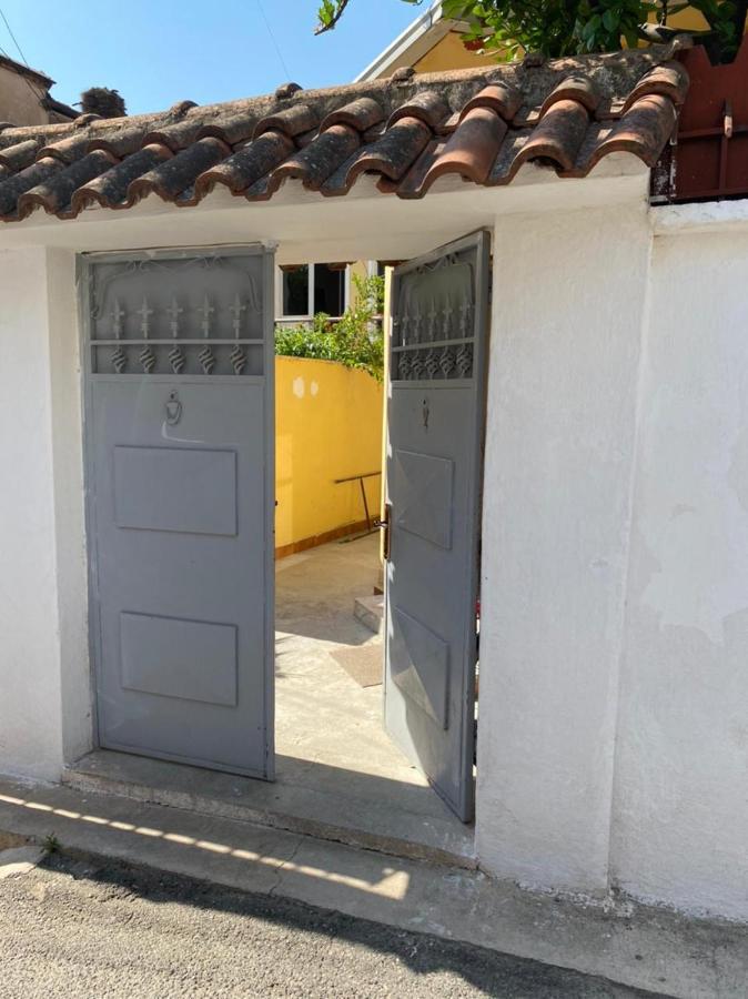 Tirana Traditional Home Eksteriør bilde